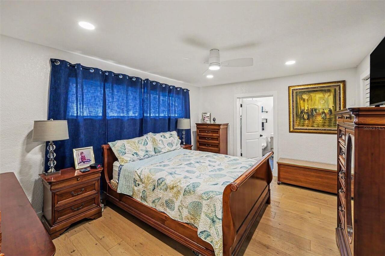 Listing Photo 16