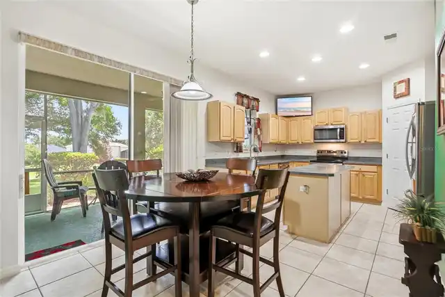 Listing Photo 15