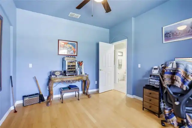 Listing Photo 25