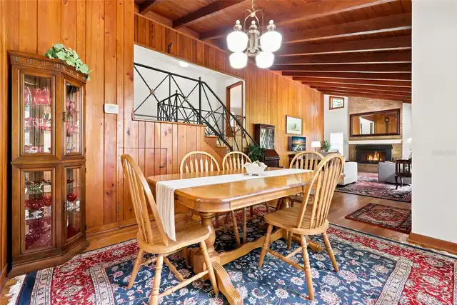 Listing Photo 12
