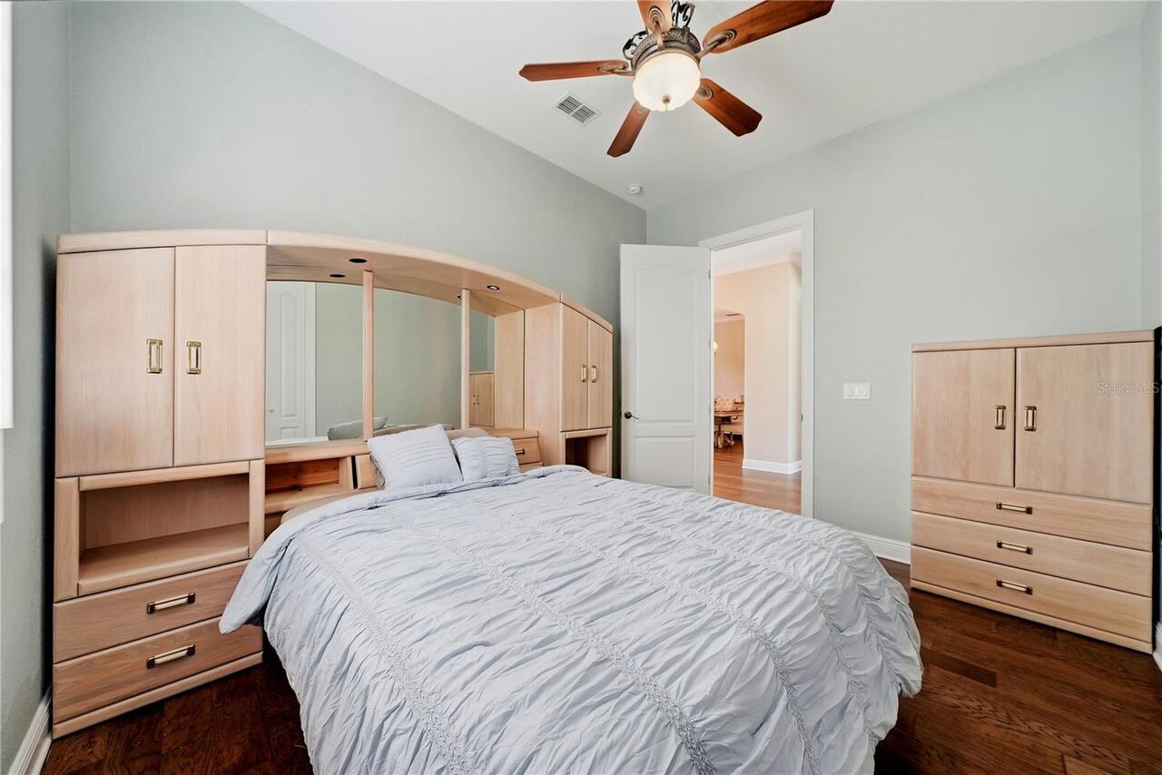 Listing Photo 14