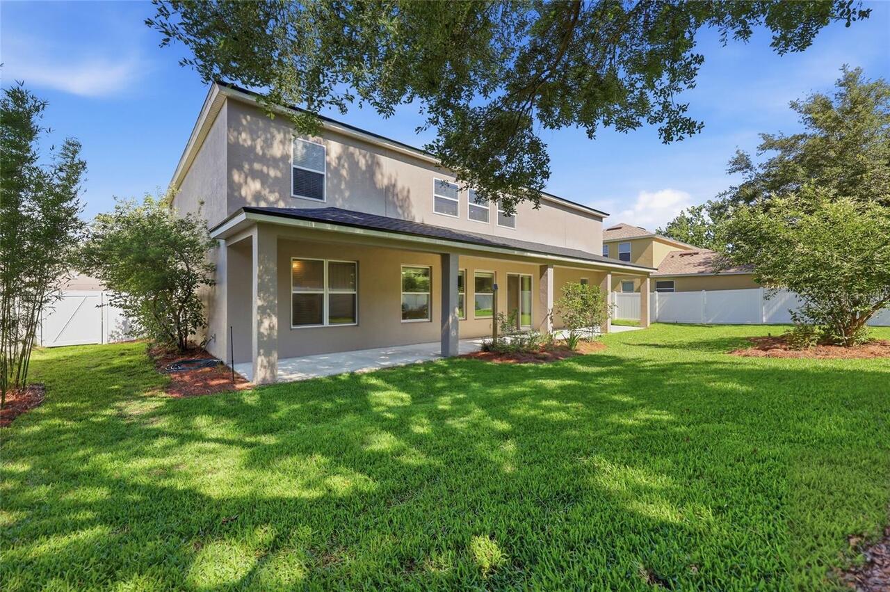 Listing Photo 10