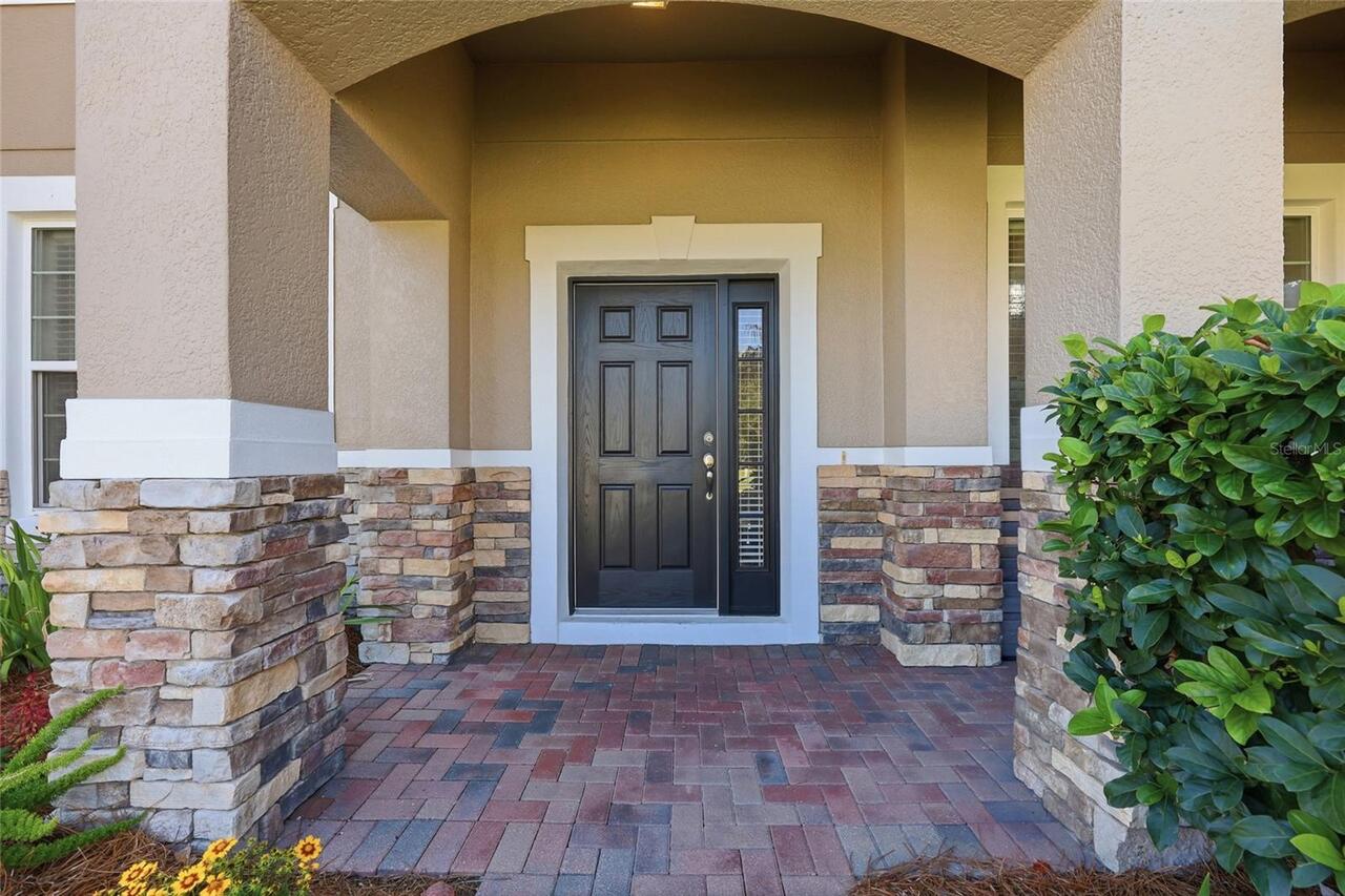 Listing Photo 11