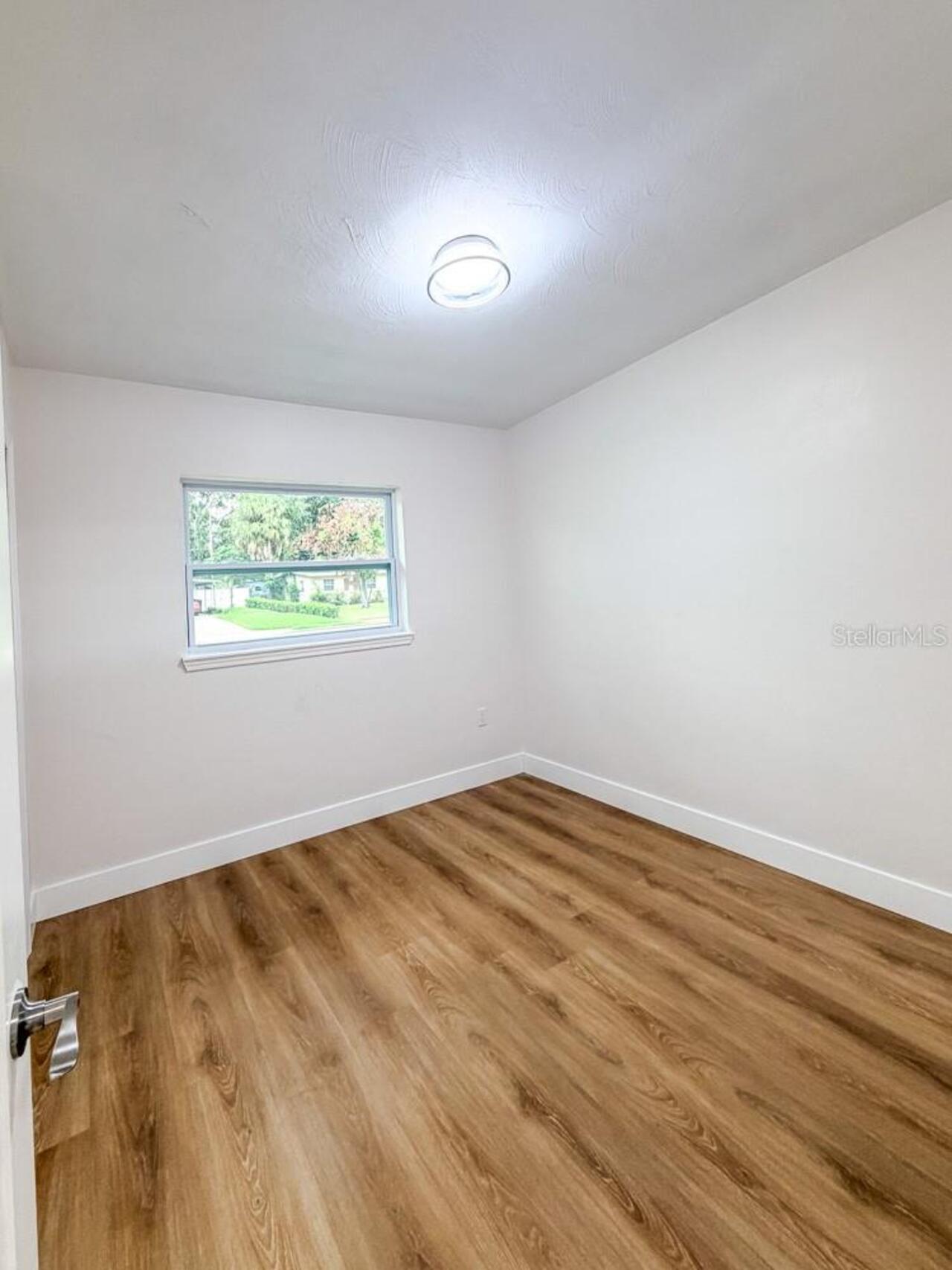 Listing Photo 20