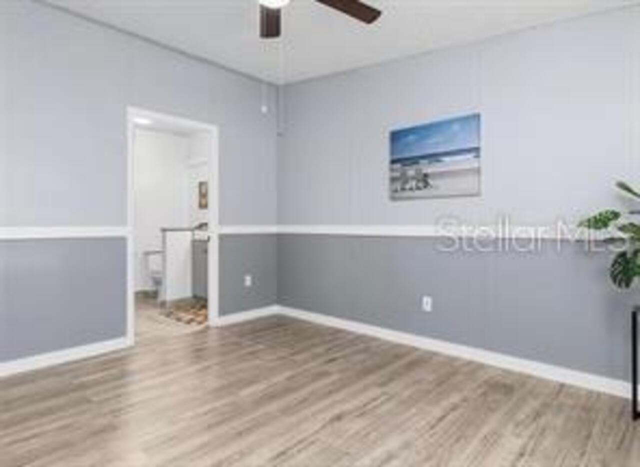 Listing Photo 10