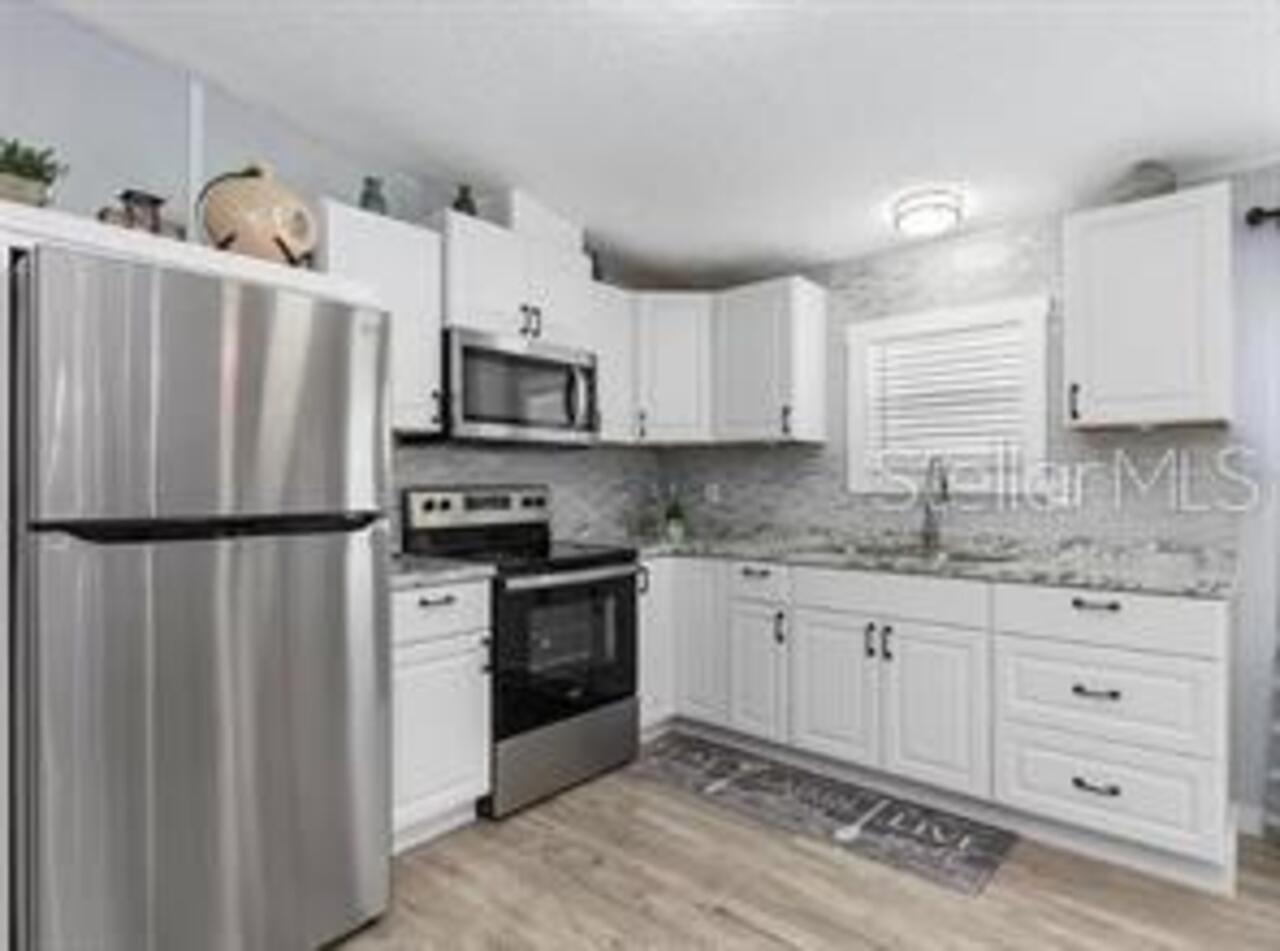 Listing Photo 22