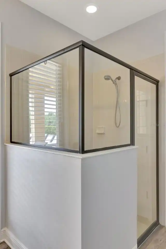 Listing Photo 28