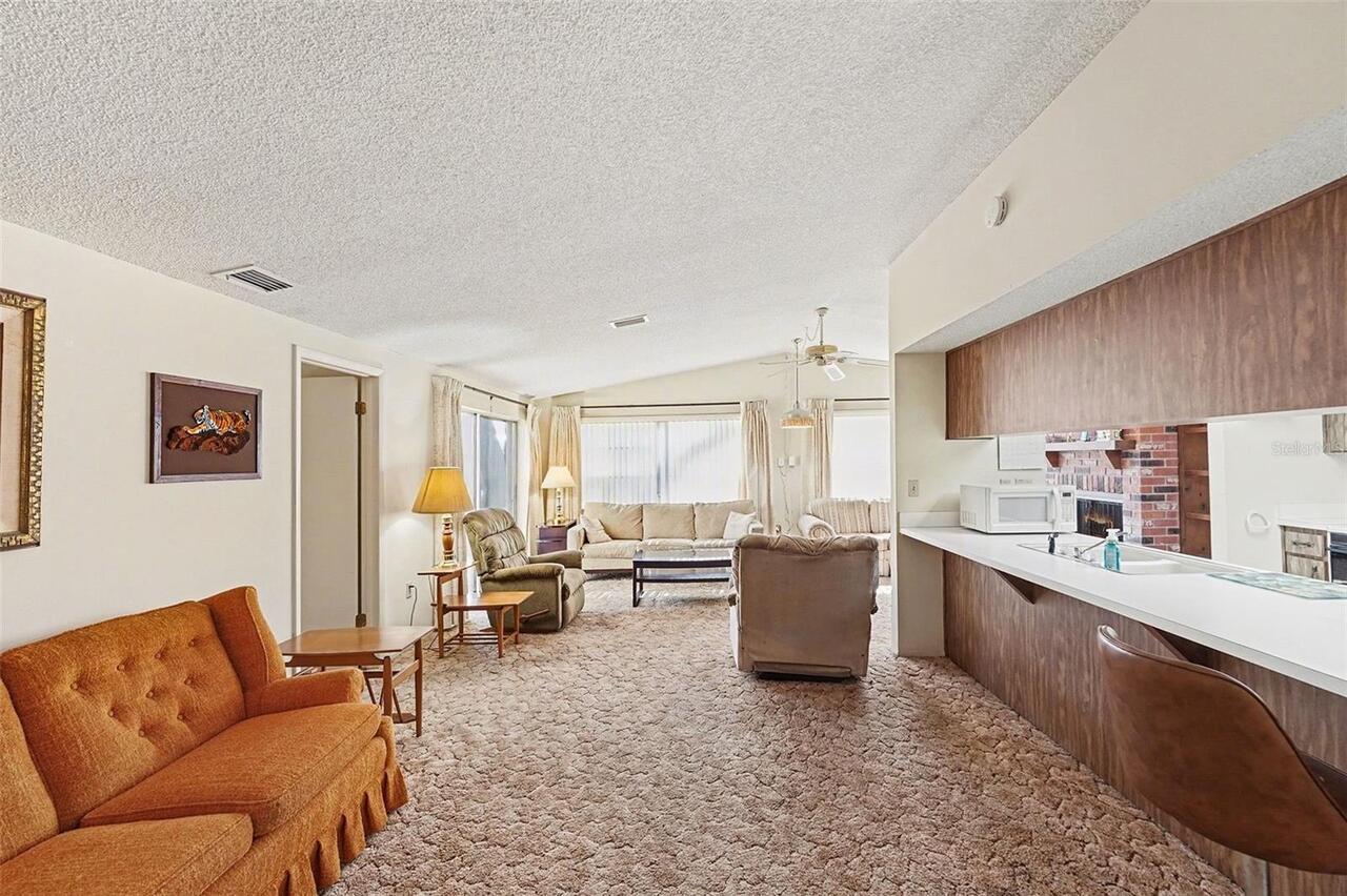 Listing Photo 9