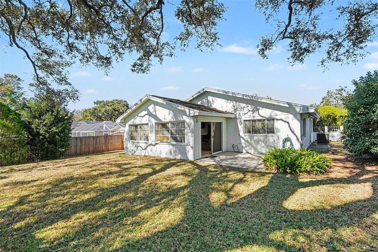 Listing Photo 17
