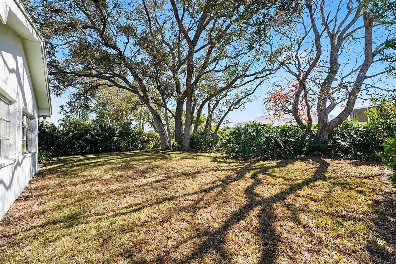 Listing Photo 18