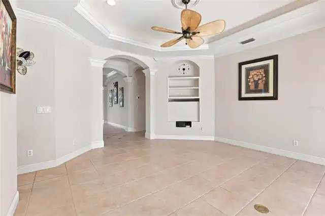 Listing Photo 12