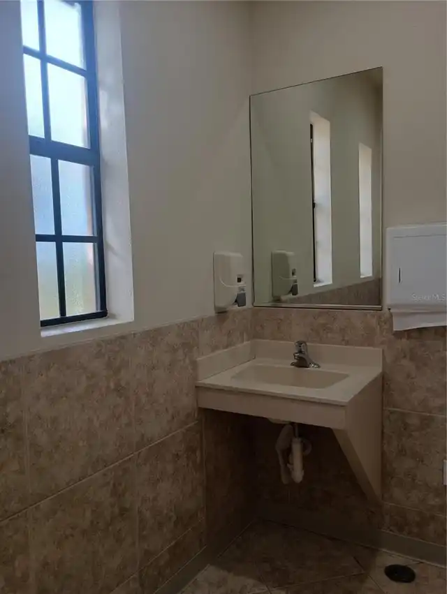 Listing Photo 39