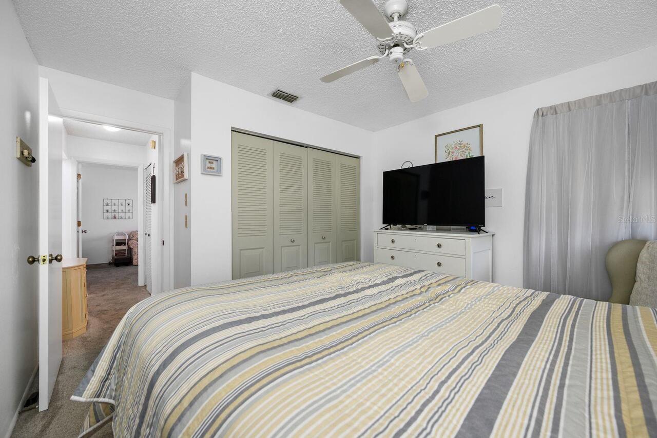Listing Photo 14