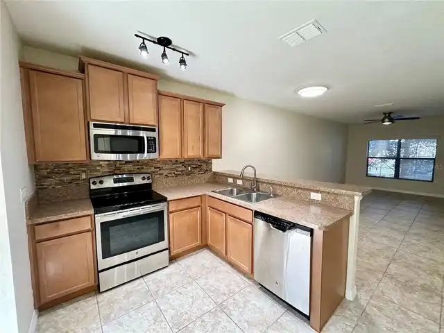 Listing Photo 7