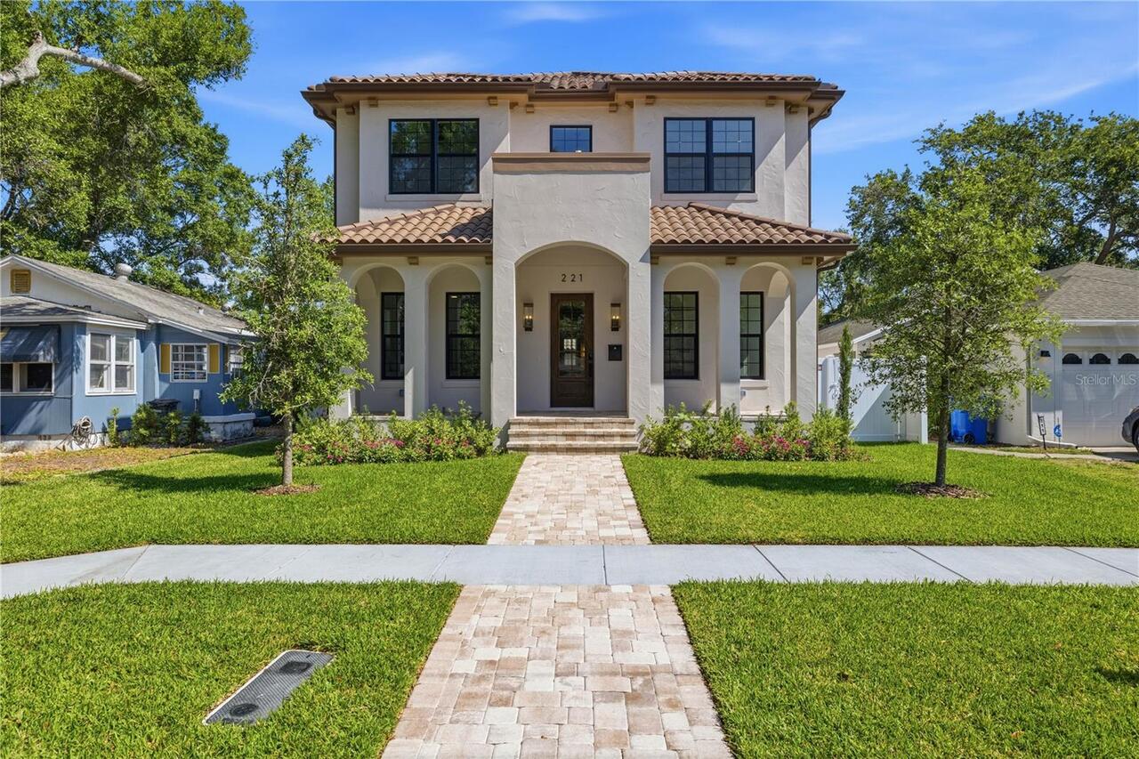 St Petersburg Real Estate