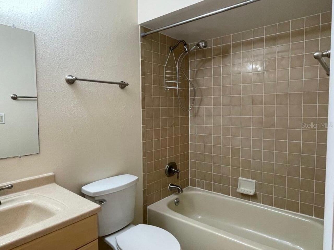 Listing Photo 16
