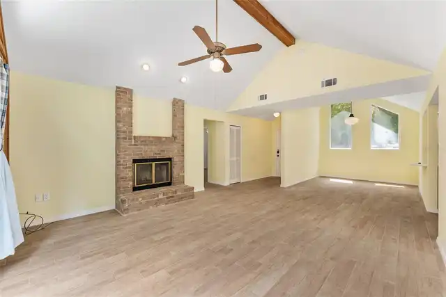 Listing Photo 13