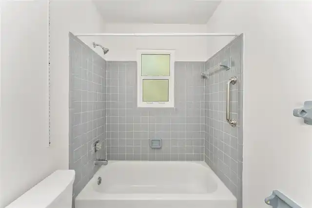 Listing Photo 31