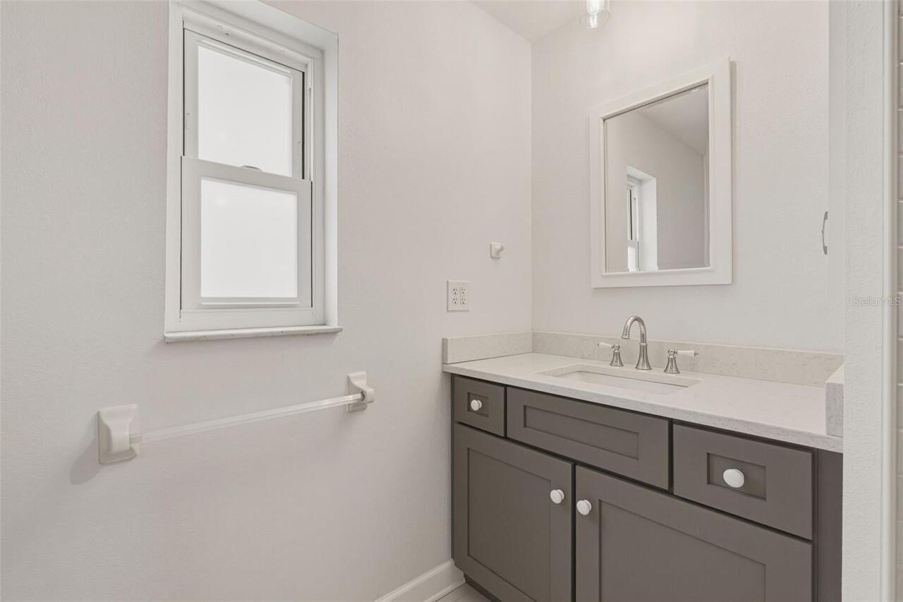 Listing Photo 33
