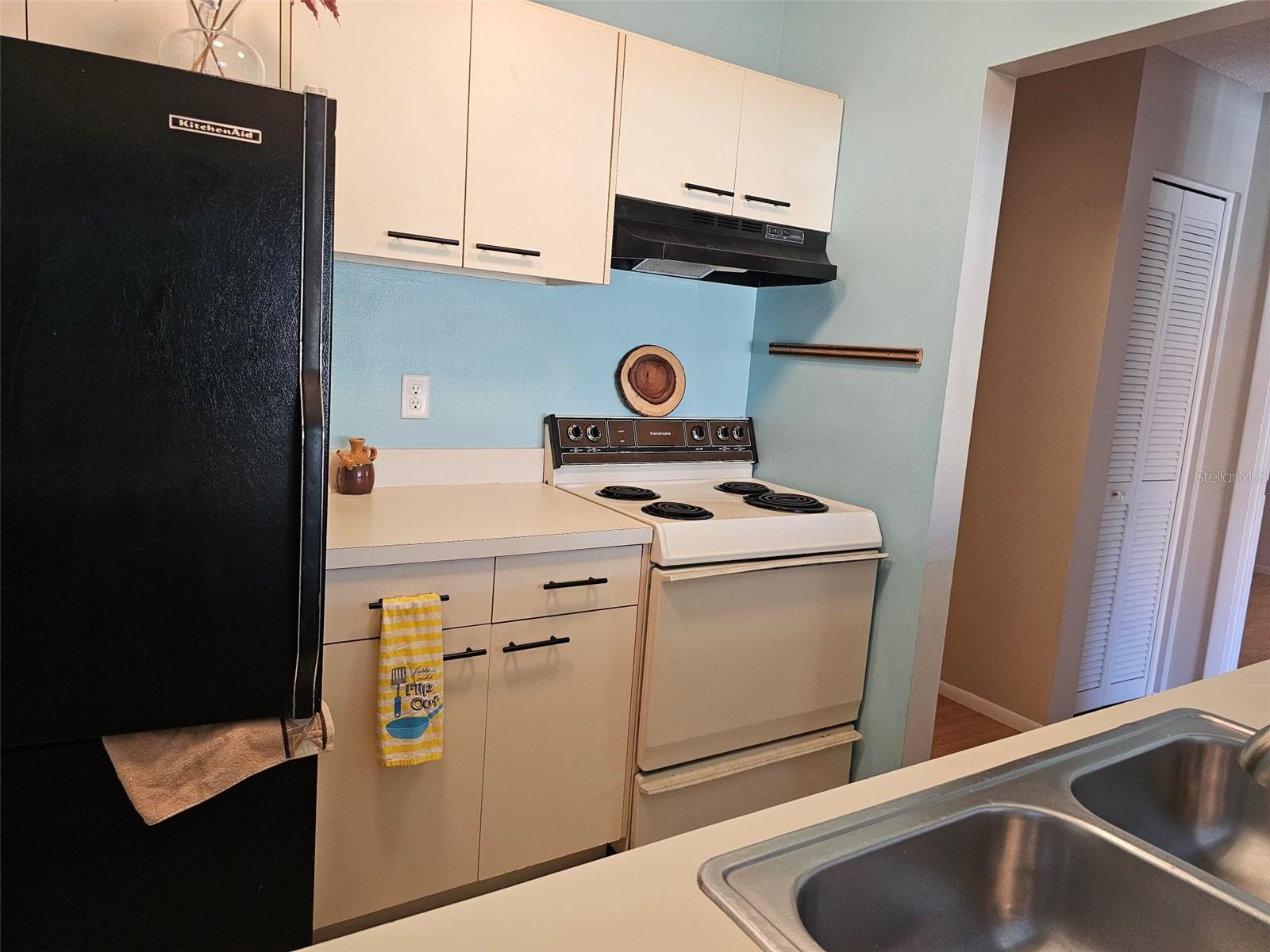 Listing Photo 10