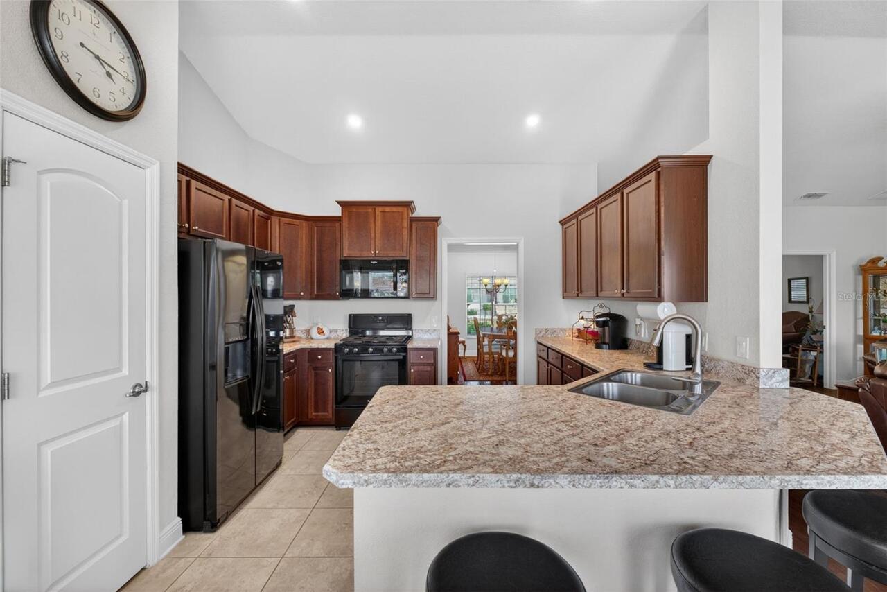 Listing Photo 14