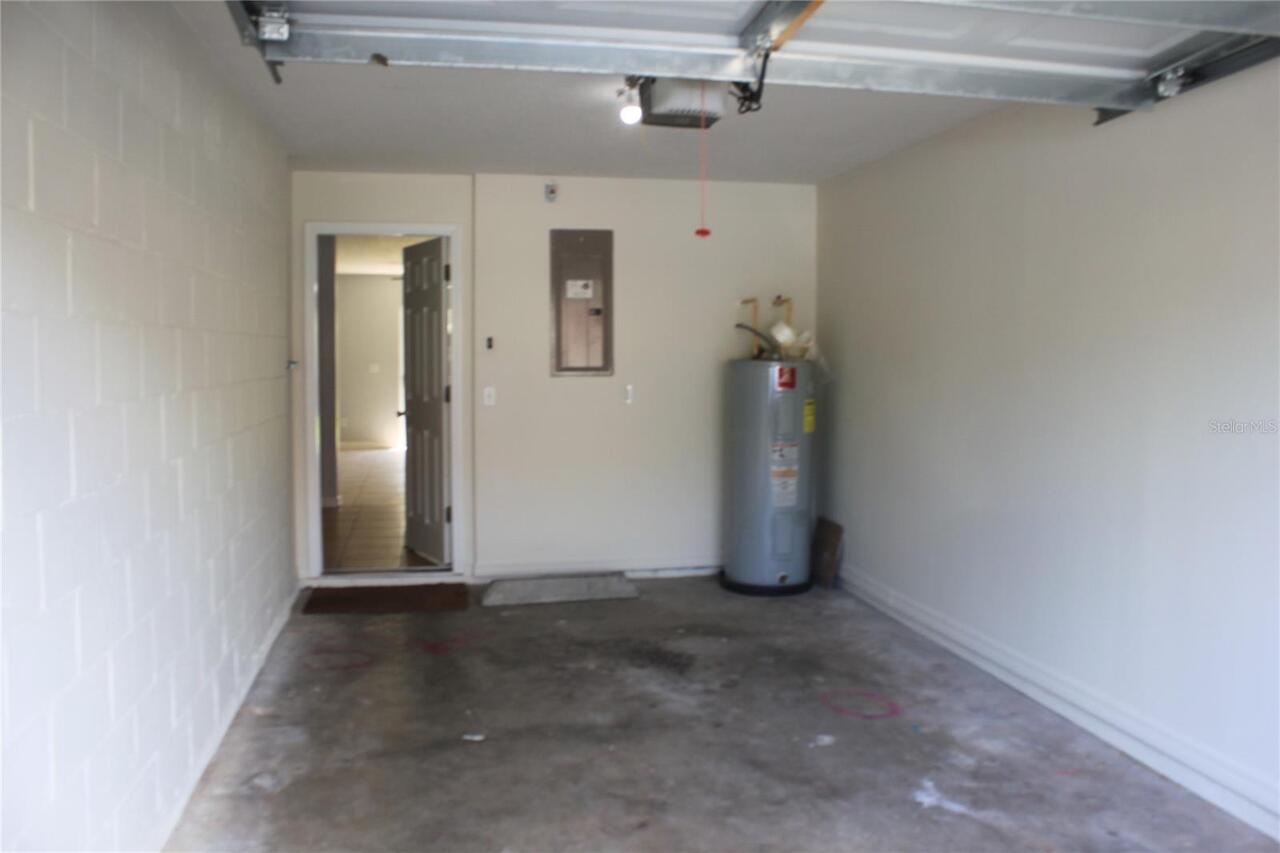 Listing Photo 12