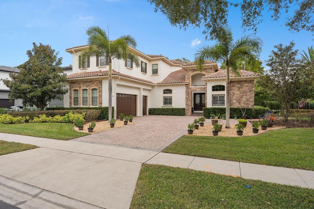6BR, Home, 5BA, $1,850,000
Read More