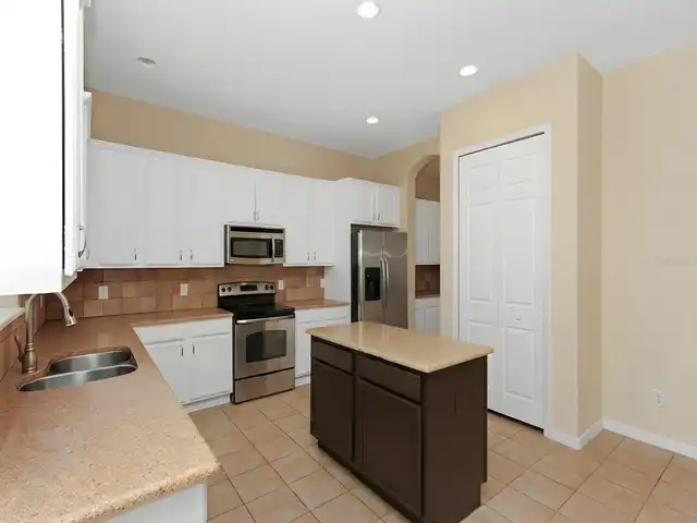 Listing Photo 18