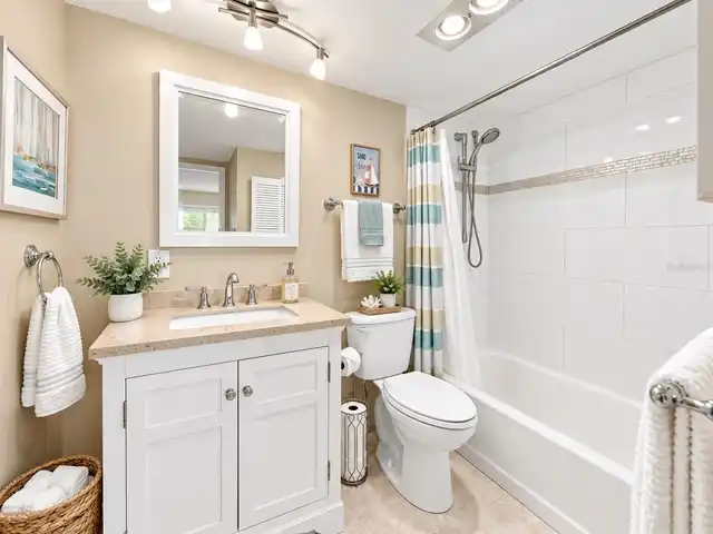 Listing Photo 16