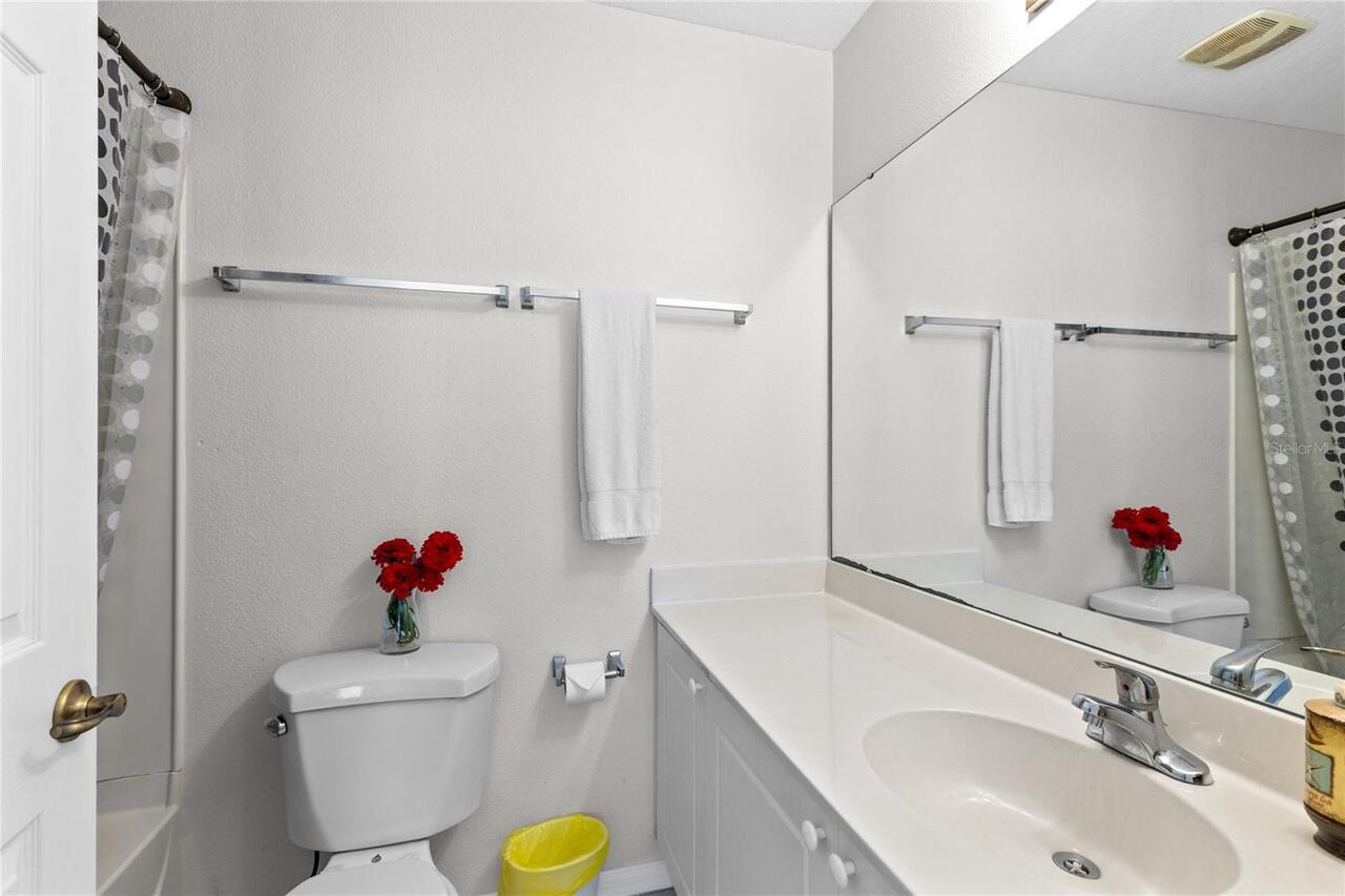 Listing Photo 9