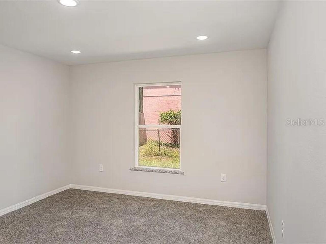 Listing Photo 7