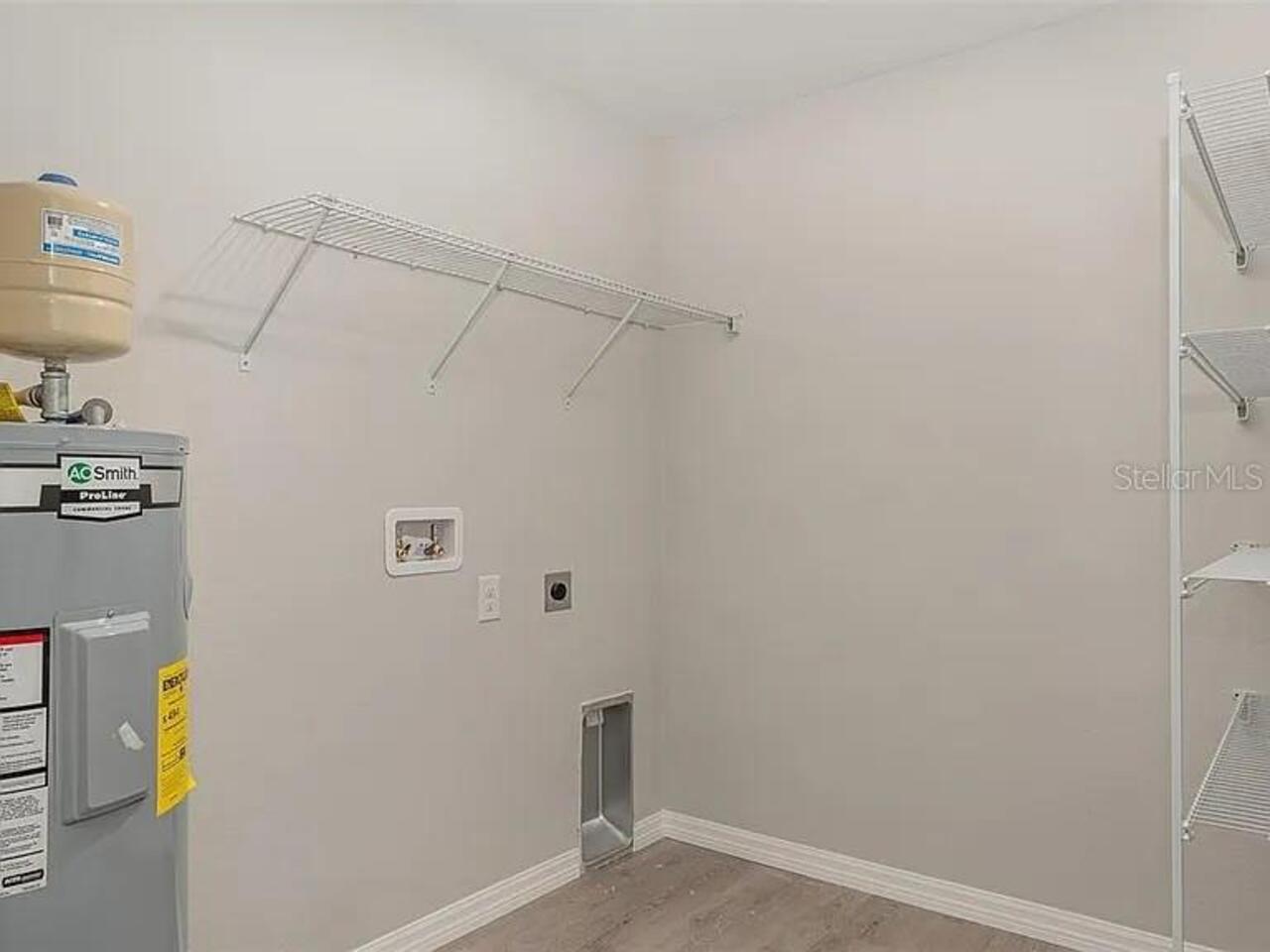 Listing Photo 9