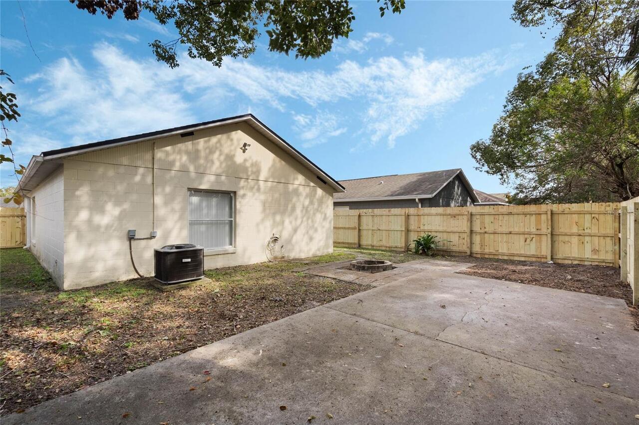 Listing Photo 14