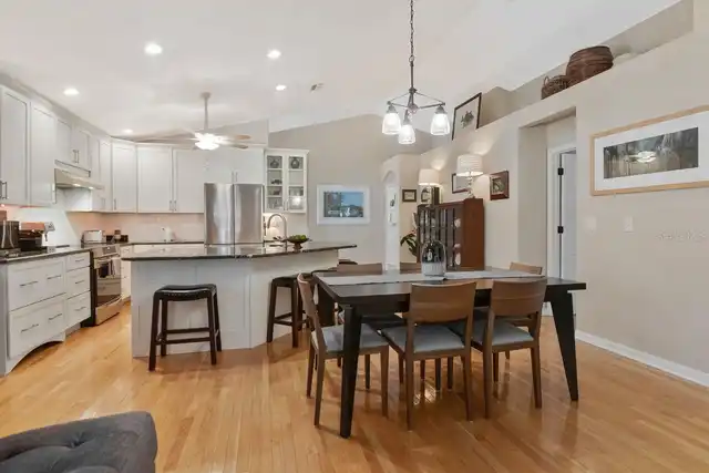 Listing Photo 19