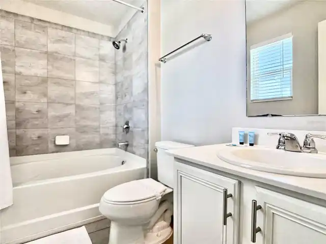 Listing Photo 23