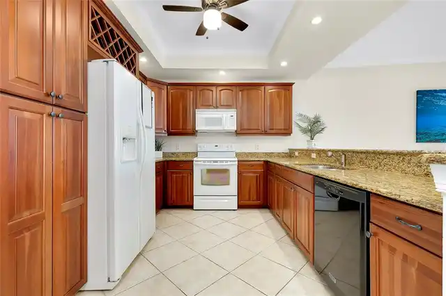 Listing Photo 9