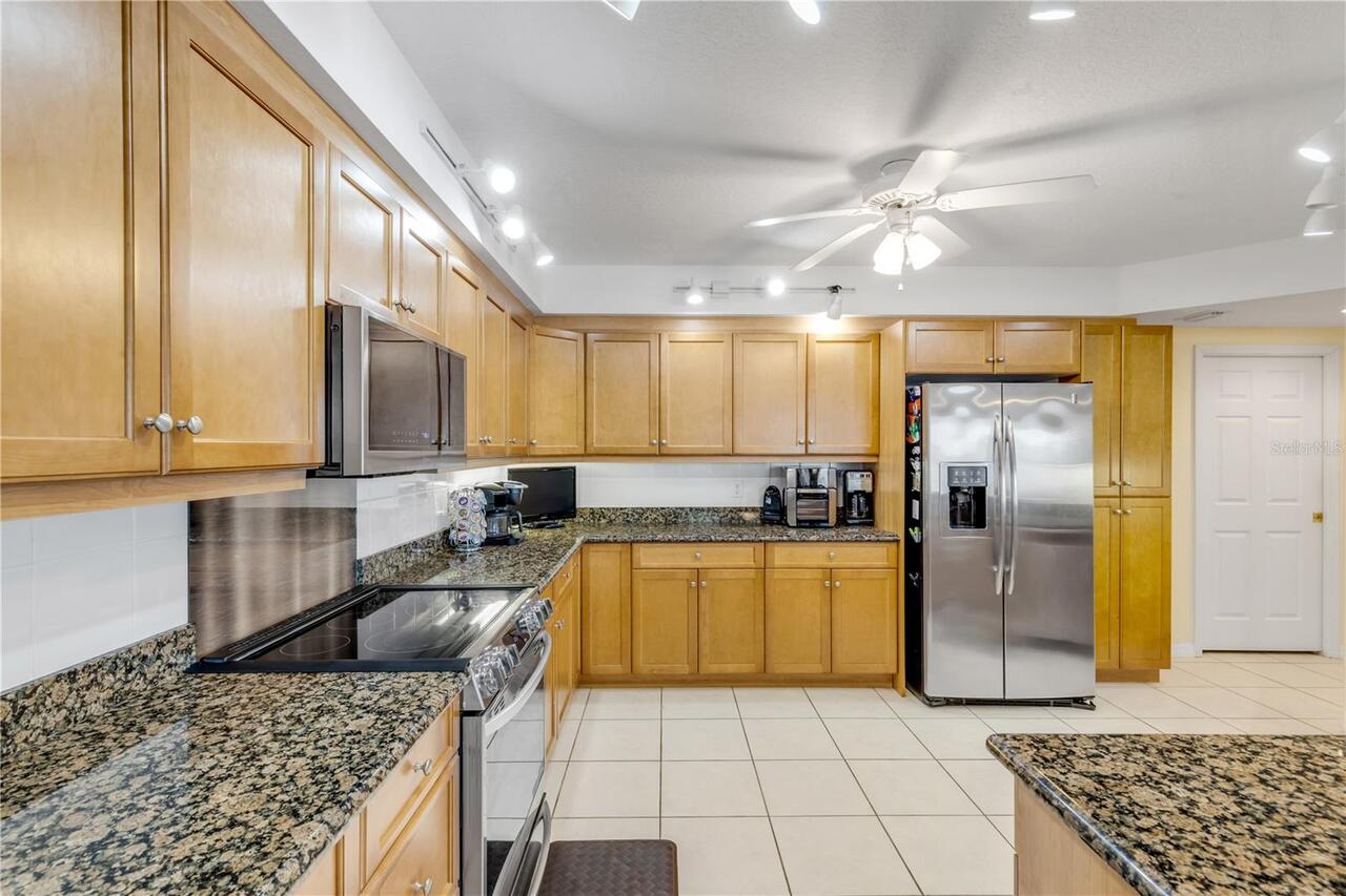 Listing Photo 18
