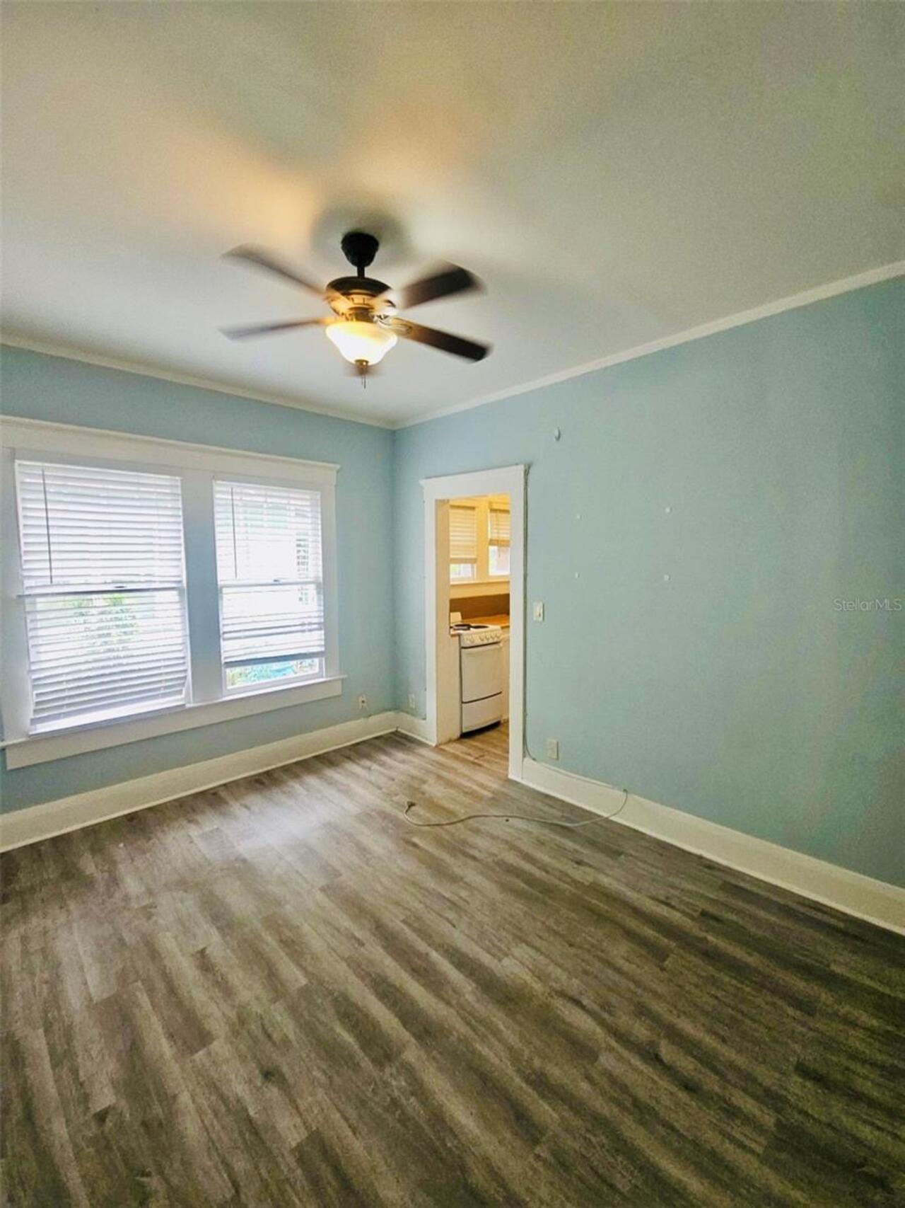 Listing Photo 9