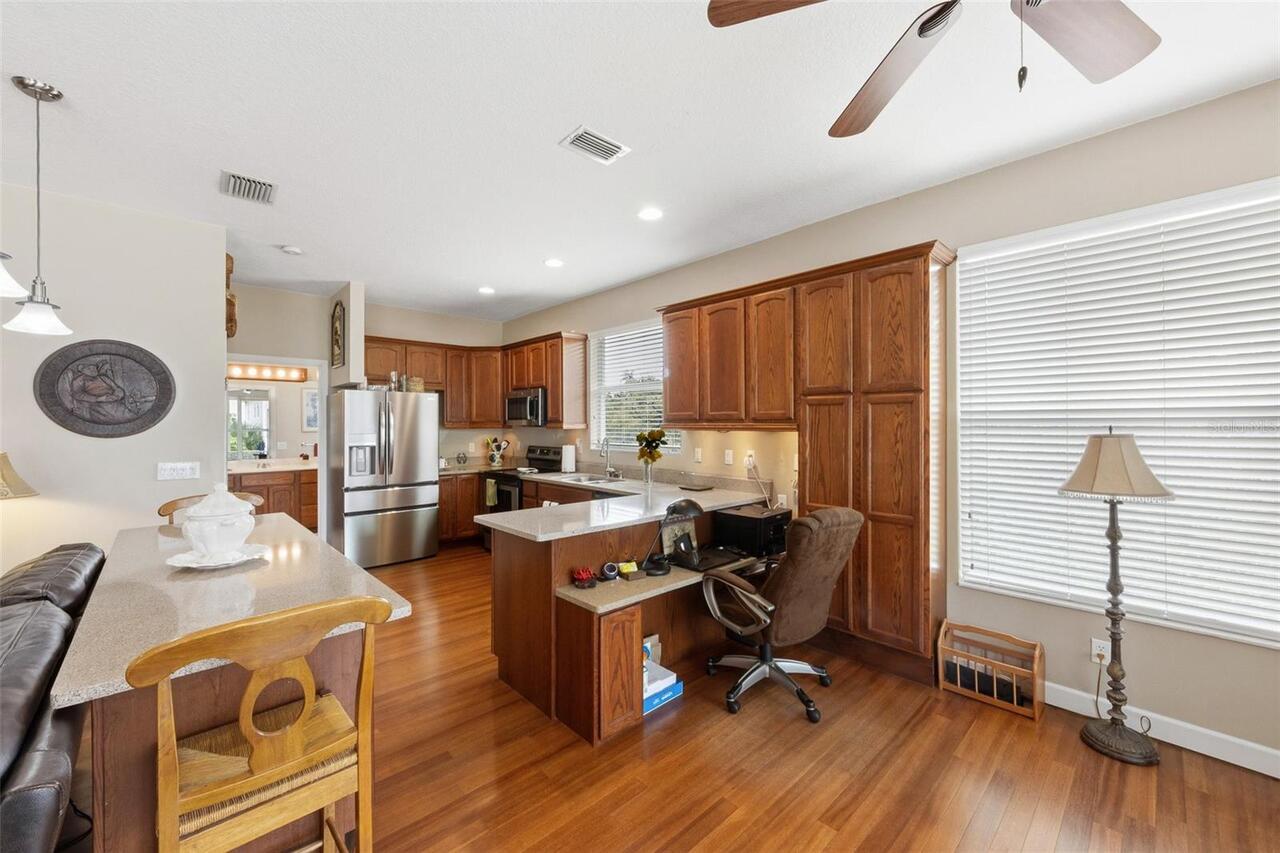 Listing Photo 11