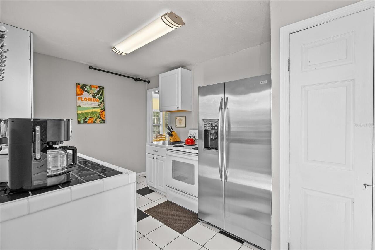 Listing Photo 11