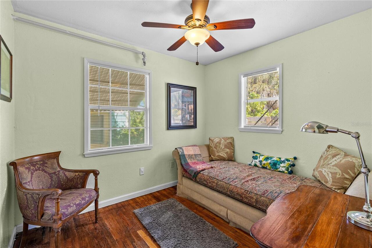 Listing Photo 17
