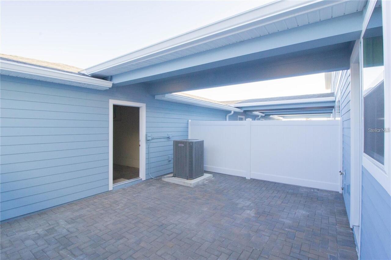 Listing Photo 16