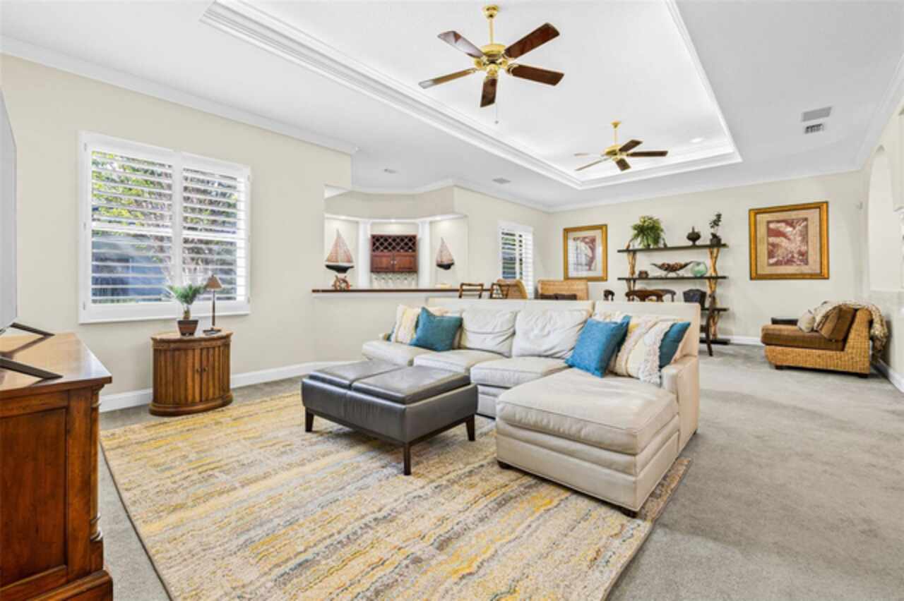 Listing Photo 9