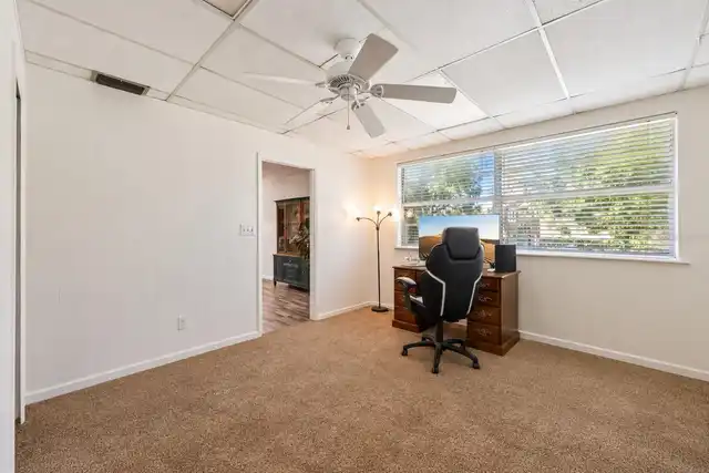 Listing Photo 14