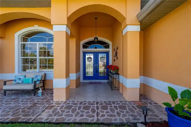 Listing Photo 11