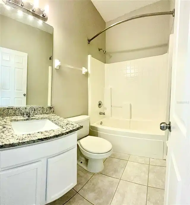 Listing Photo 7