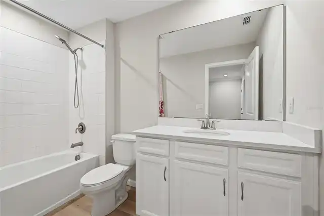 Listing Photo 21