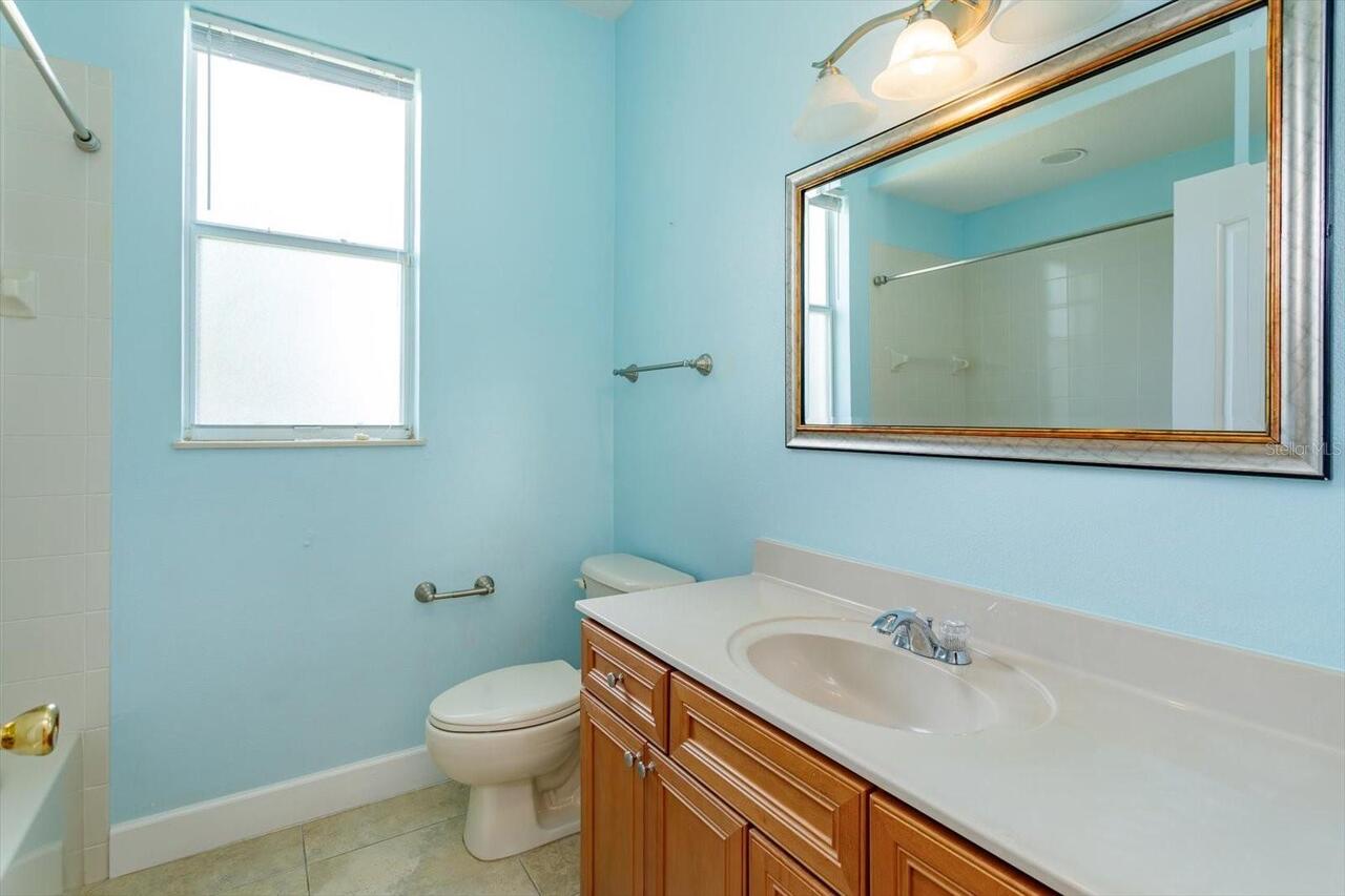 Listing Photo 8