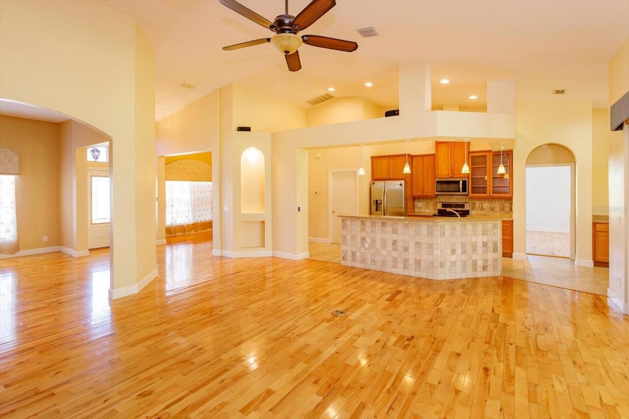 Listing Photo 23