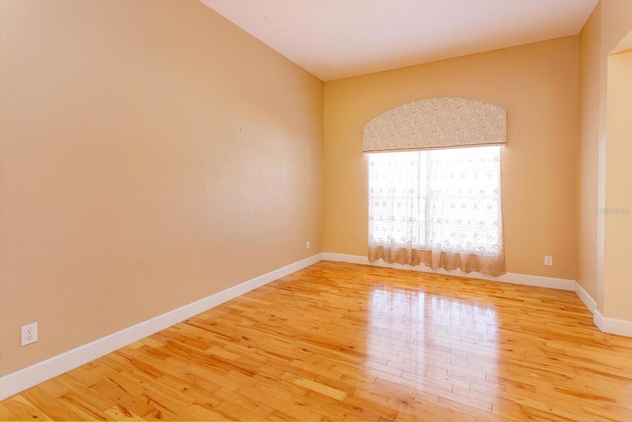 Listing Photo 33